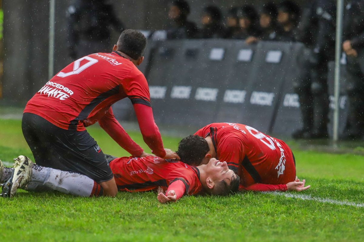 No placar agregado, Xavante atropelou por 5 a 1 (Foto: Jô Folha)