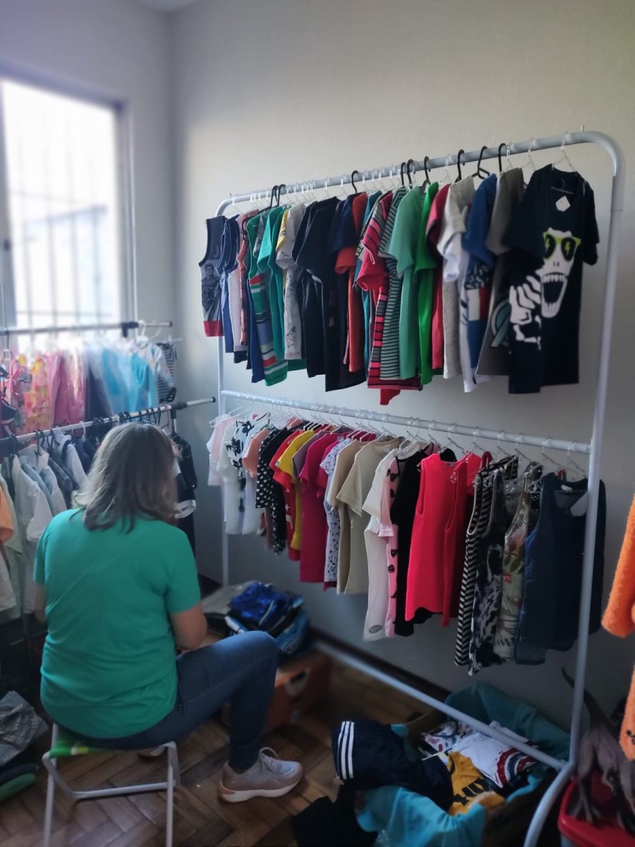 Amigos do Coração realiza brechó neste sábado