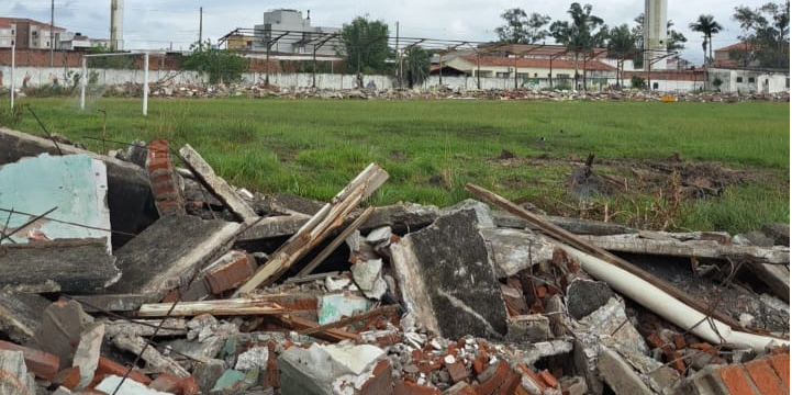 Prefeitura interdita demolição do Nicolau Fico