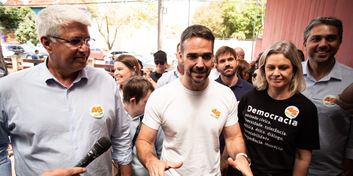 Diante de incertezas, tucanos aguardam definição sobre futuro do partido