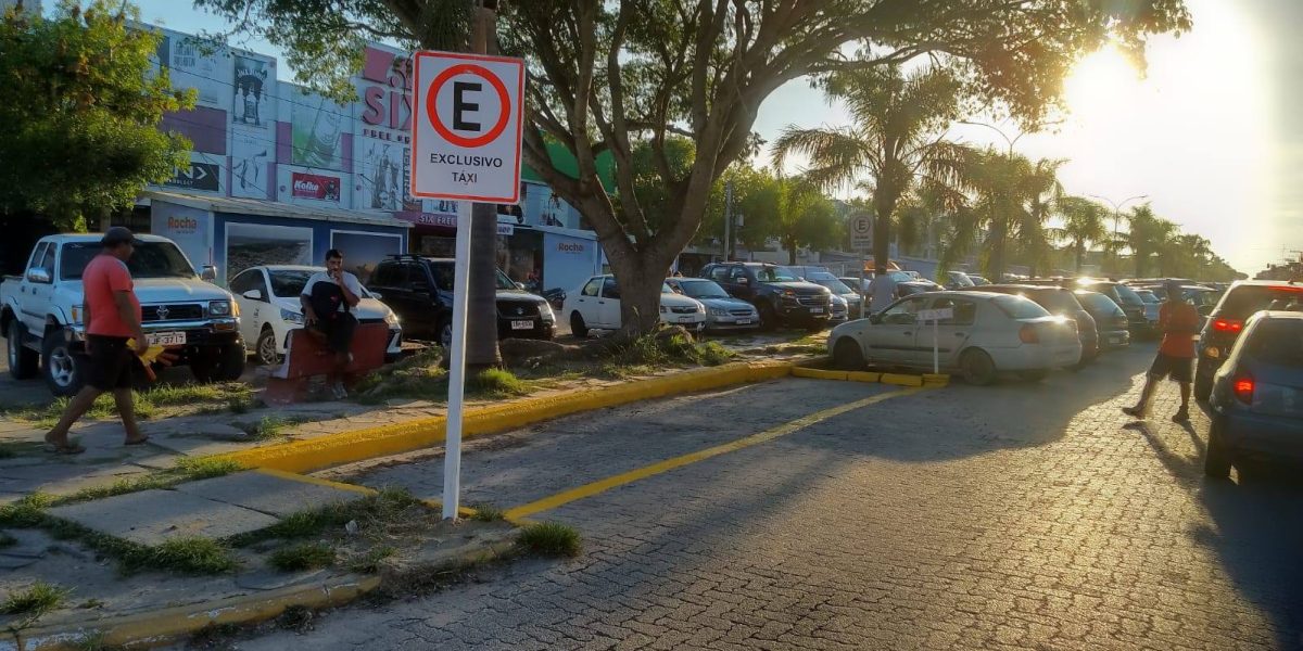 Prefeitura do Chuí recoloca placas de trânsito nas ruas
