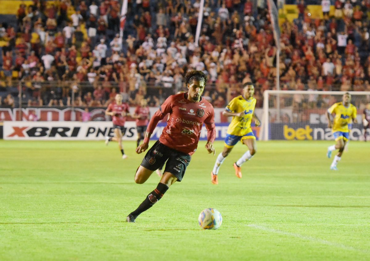 Rescisão de Vini Charopem com o Brasil é publicada no BID