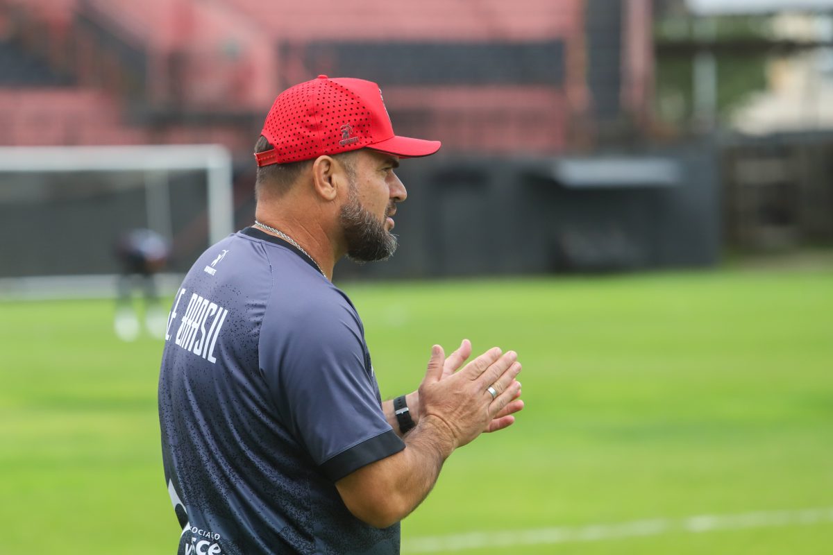 Cris avalia vitória e elogia o Brasil: “Competente no que se propôs”