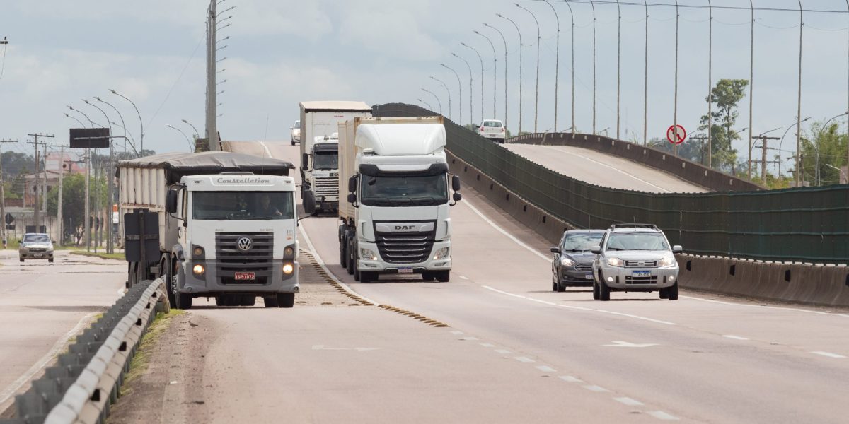 Feriadão deve ser de grande movimento e tempo instável