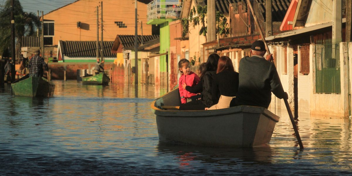 Um ano da enchente no RS: o desastre, o enfrentamento e o futuro