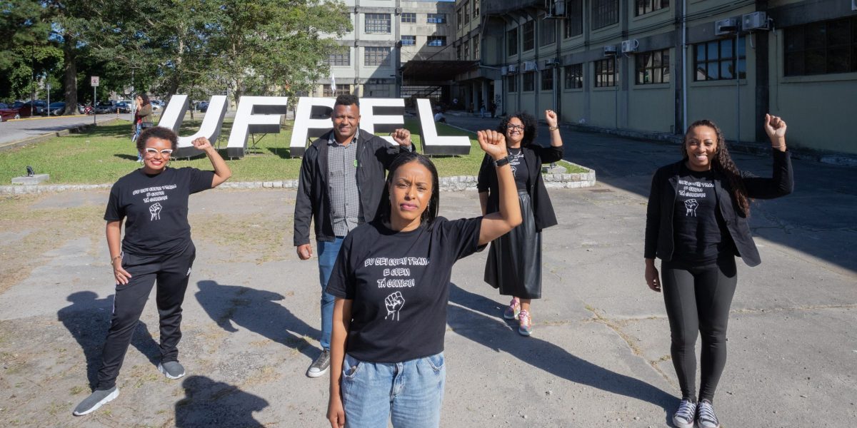 Vídeo com professora da UFPel emociona fãs de KL Jay