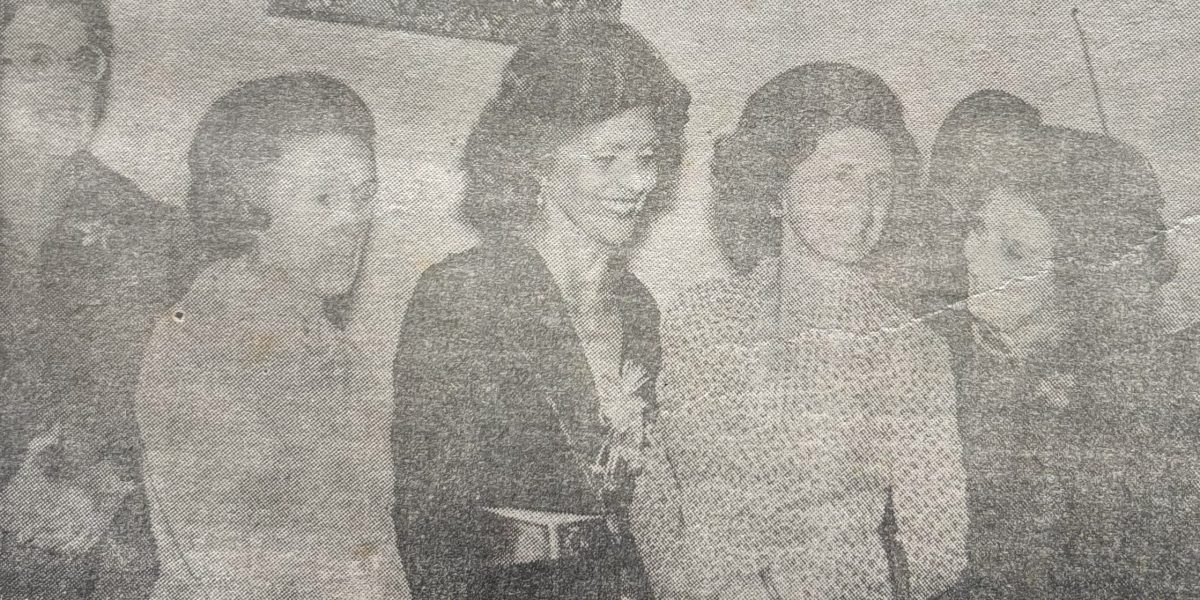 Professora Zilda Morrone recebe homenagens pela aposentadoria