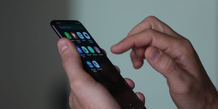 O extremista no quarto ao lado