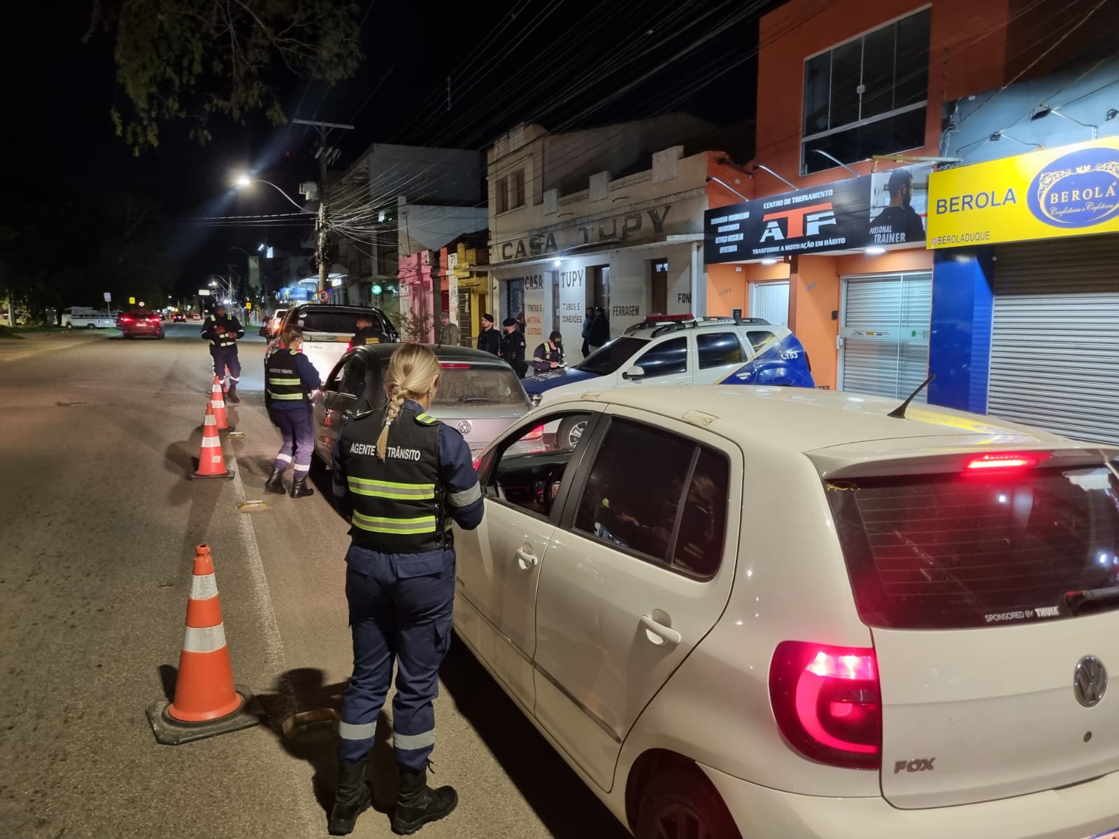 Homem foge de Operação Integrada e morre atropelado na Duque de Caxias