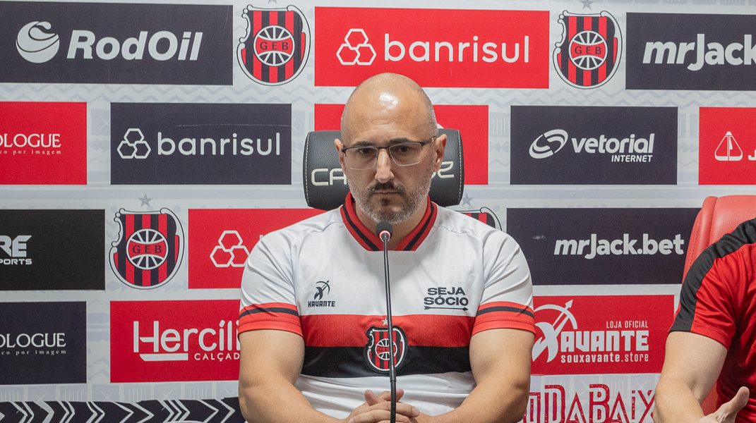 Eduardo Alves diz ter sido pego de surpresa por demissão e afirma: “Se o Brasil não mudar, vai sofrer muito”