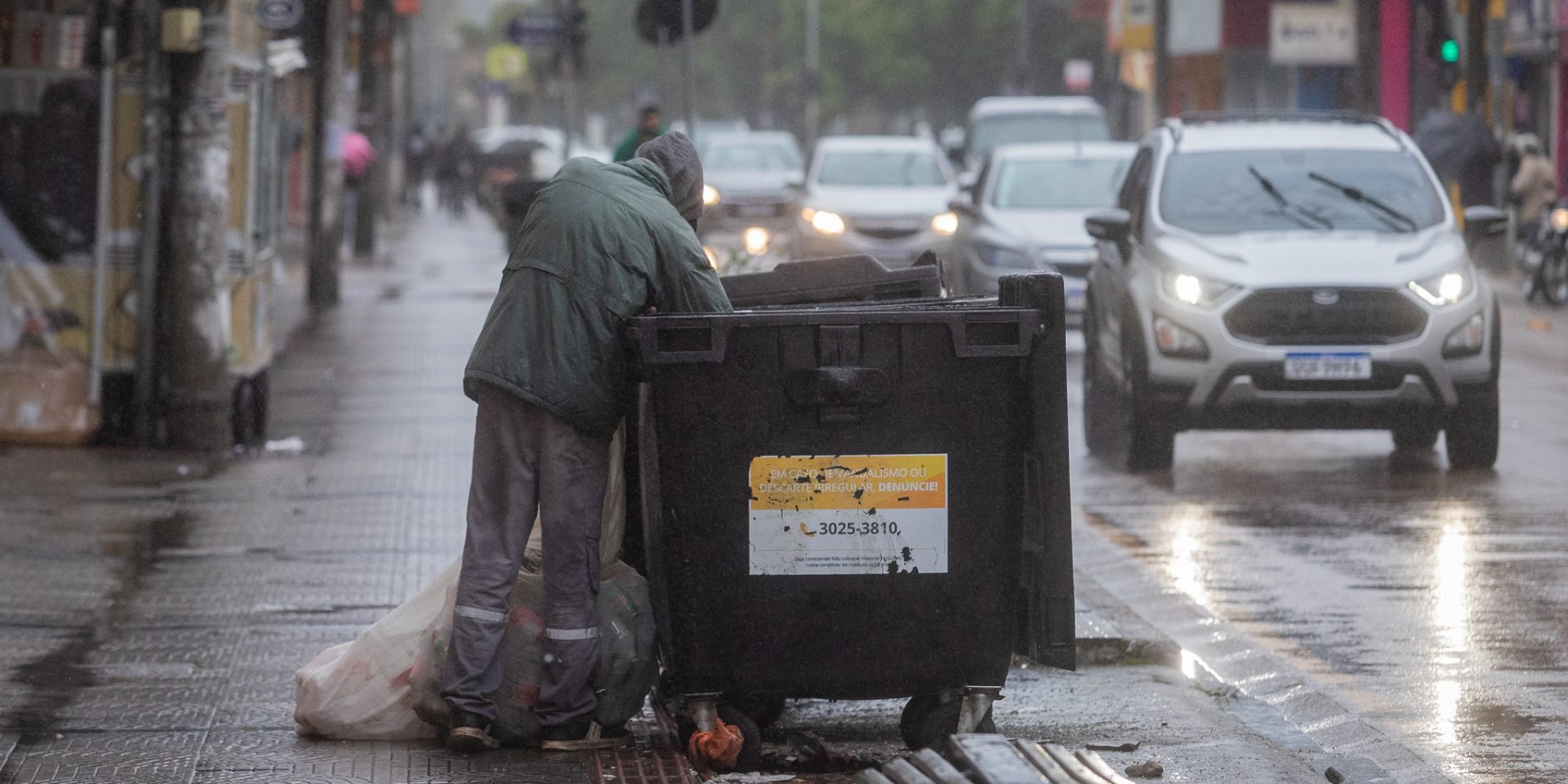 Onda de frio alerta para assistência às pessoas em situação de rua