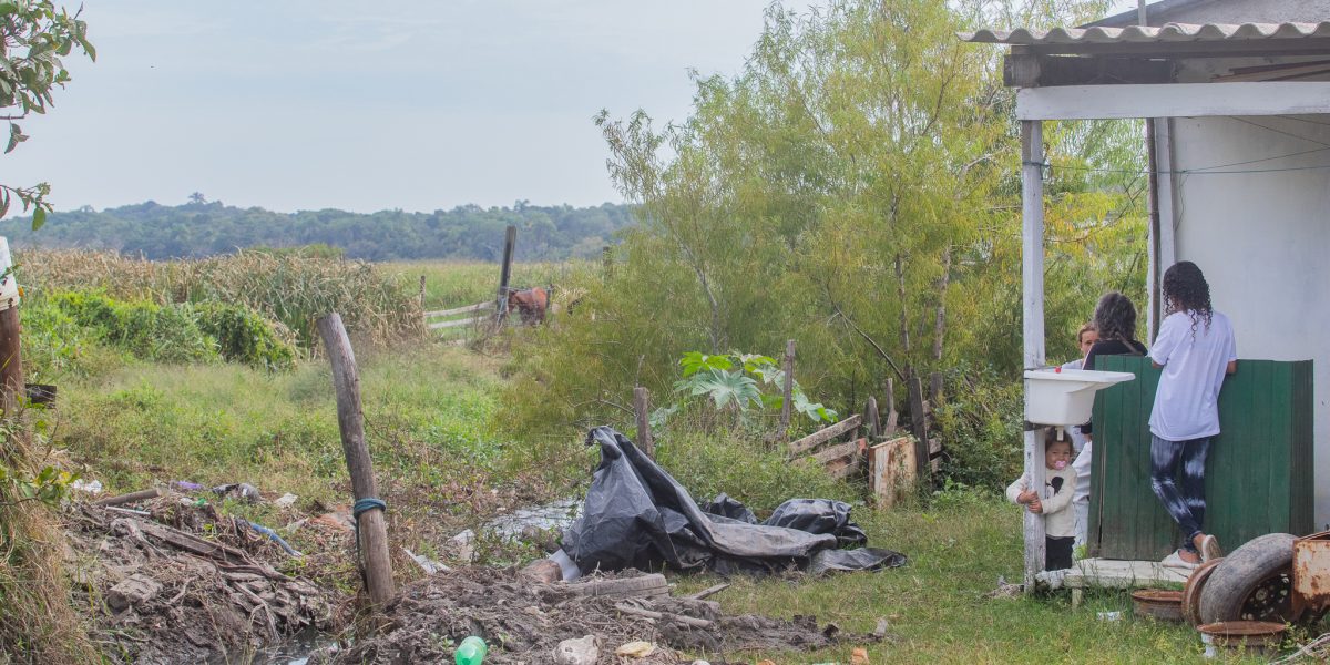 Moradores da Colônia Z-3 temem nova enchente e cobram prevenção