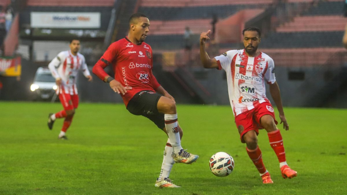 Contra o Marcílio Dias, Brasil tenta reaproximação ao G-4