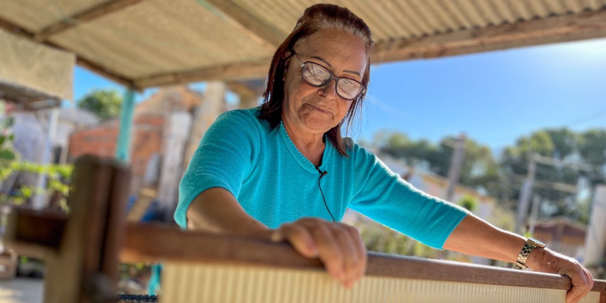 Moda sustentável feita na Colônia Z-3 ultrapassa as fronteiras do país