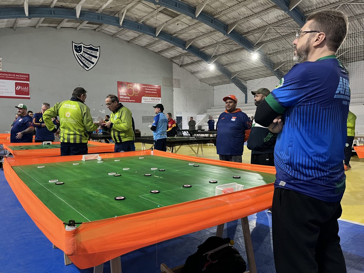 Campeonato de aniversário da APFM movimenta o ginásio do Cruzeiro