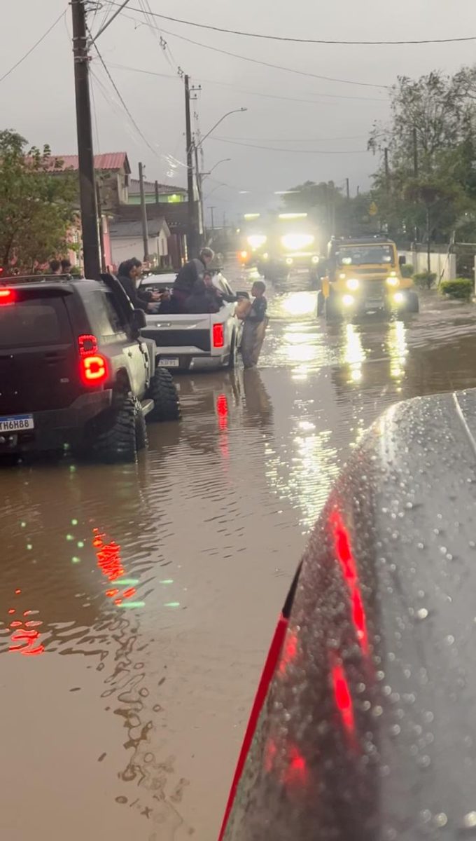 Voluntários da enchente ganham data comemorativa em Pelotas