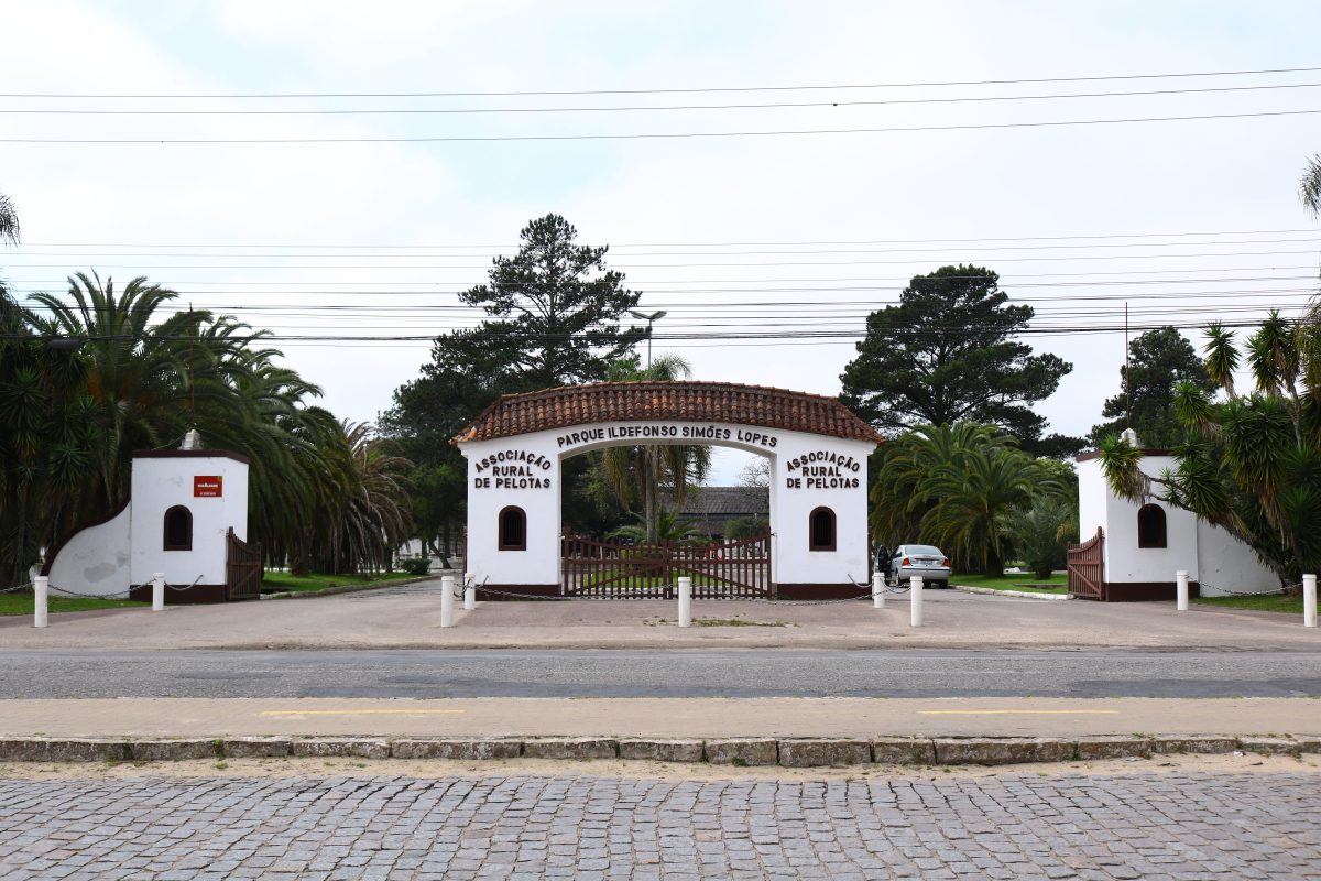 Processo que impedia venda de área da Associação Rural é extinto