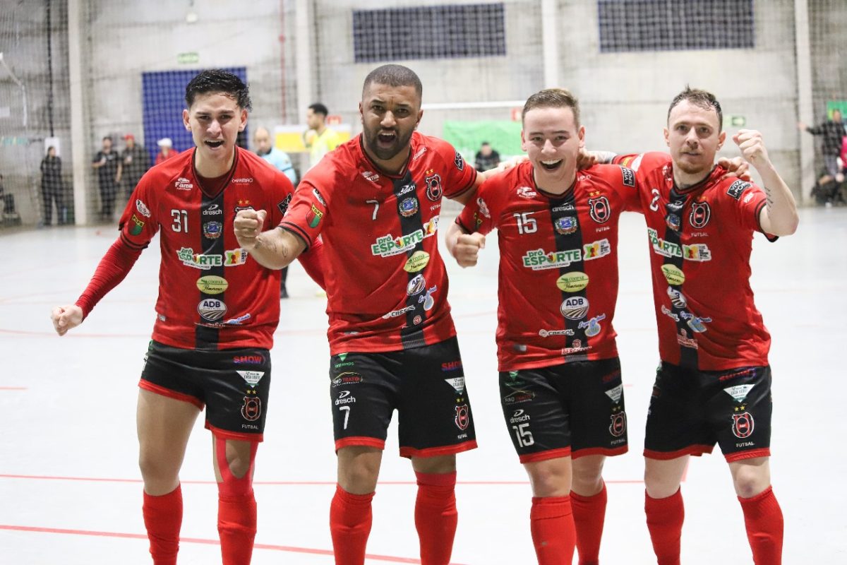 ATF e ABF vencem na rodada da Série Ouro