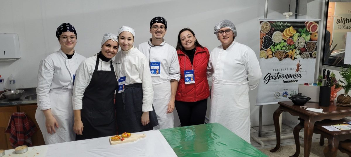 “O projeto tem caráter educativo e extensionista para integrar os alunos com a comunidade”