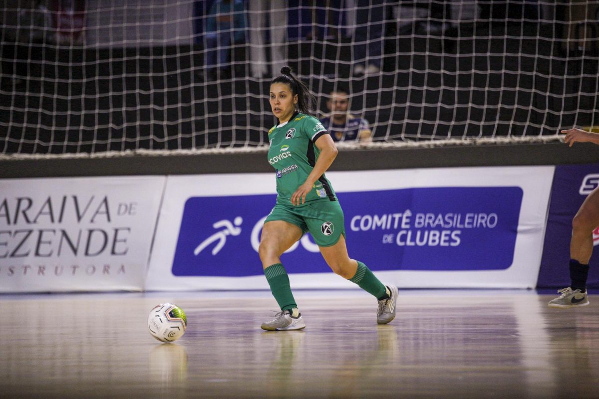 Malgi segura Stein e empata fora de casa com as líderes da LFF