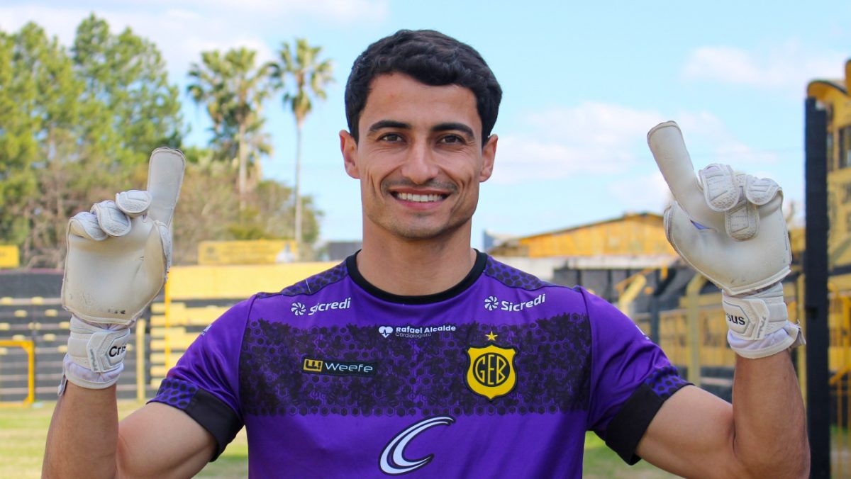 Gabriel Oliveira comenta saída e projeta retorno ao Brasil: “Esperamos que possa ter a Copinha”