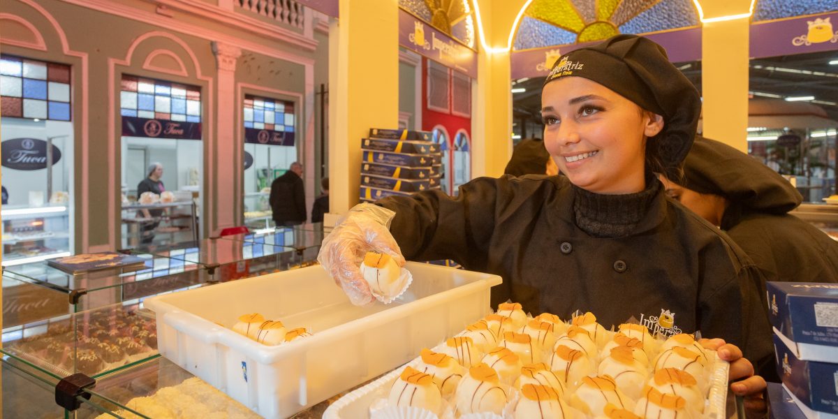 Excursões lotam primeiro dia da 31ª Fenadoce