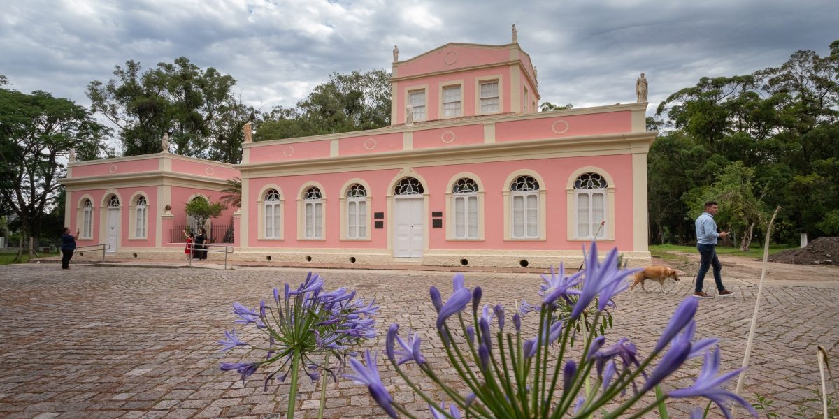 Prefeito Bernardo de Souza torna Chácara da Baronesa patrimônio de Pelotas