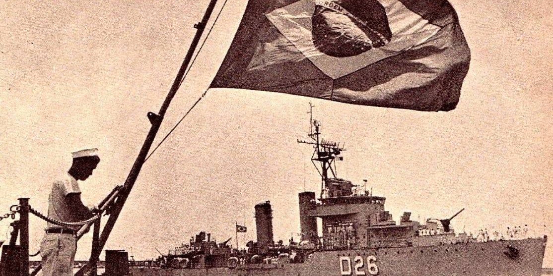 Força-tarefa da Marinha brasileira faz visita ao porto de Rio Grande