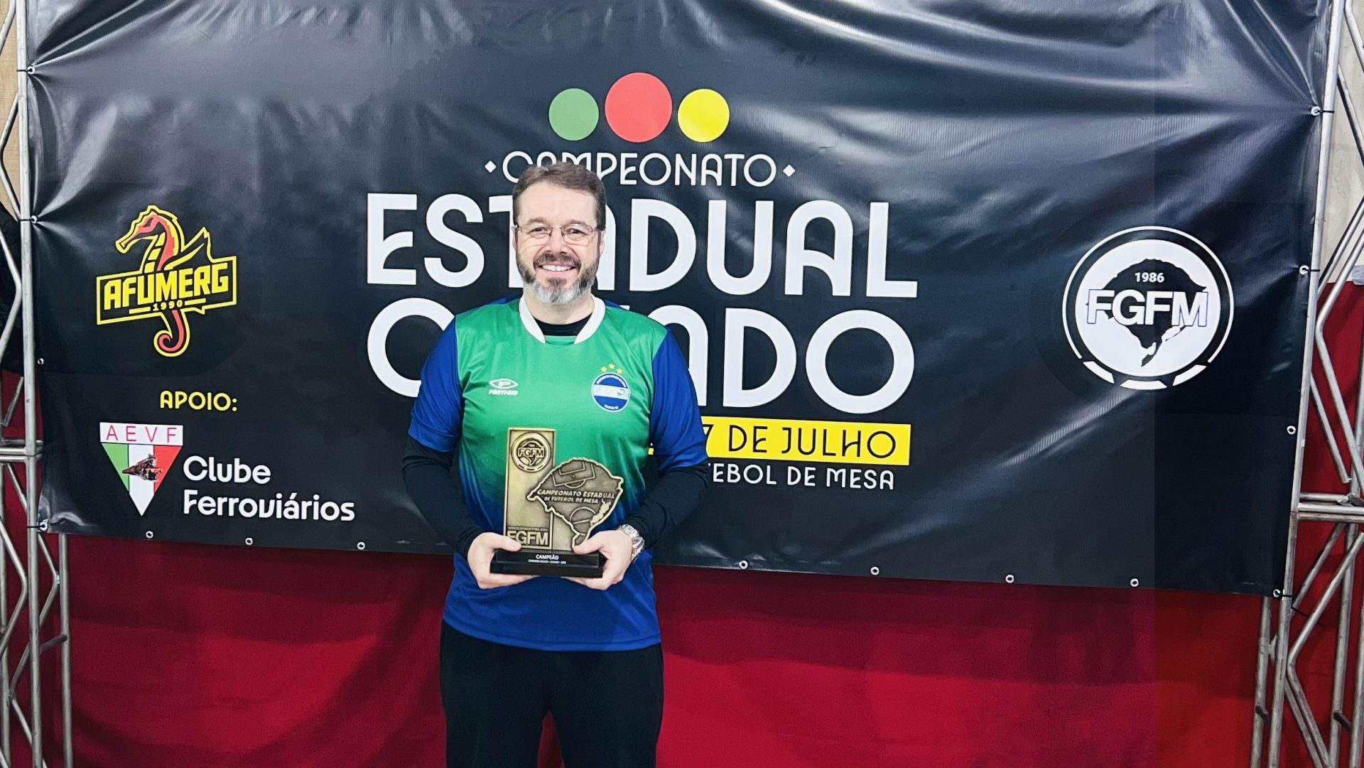 Pelotense vence Estadual de futebol de mesa em Rio Grande