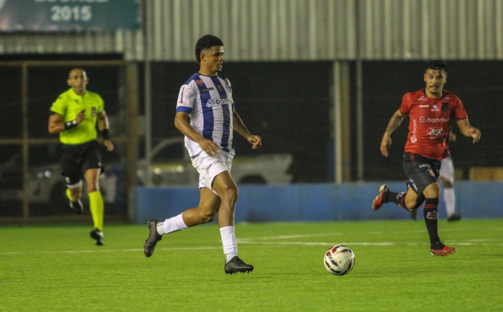 Brasil perde por 1 a 0 para o São José e está eliminado