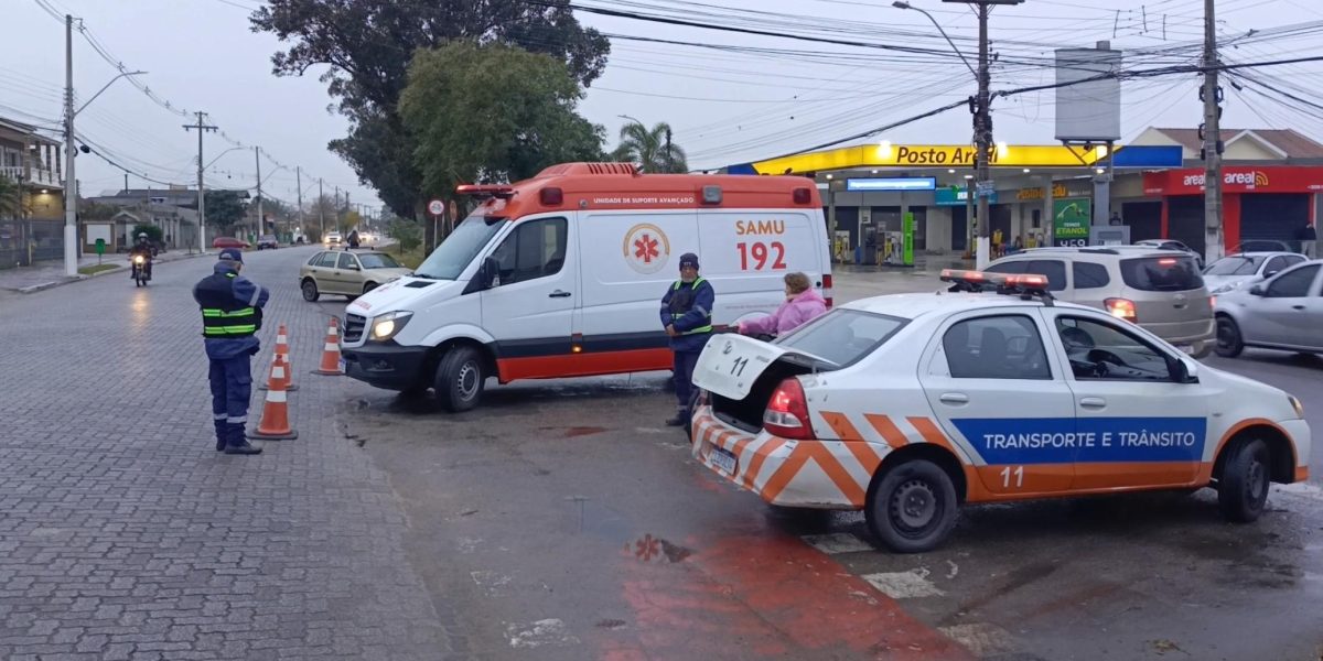 Ciclista é atropelado na ciclovia da Domingos de Almeida