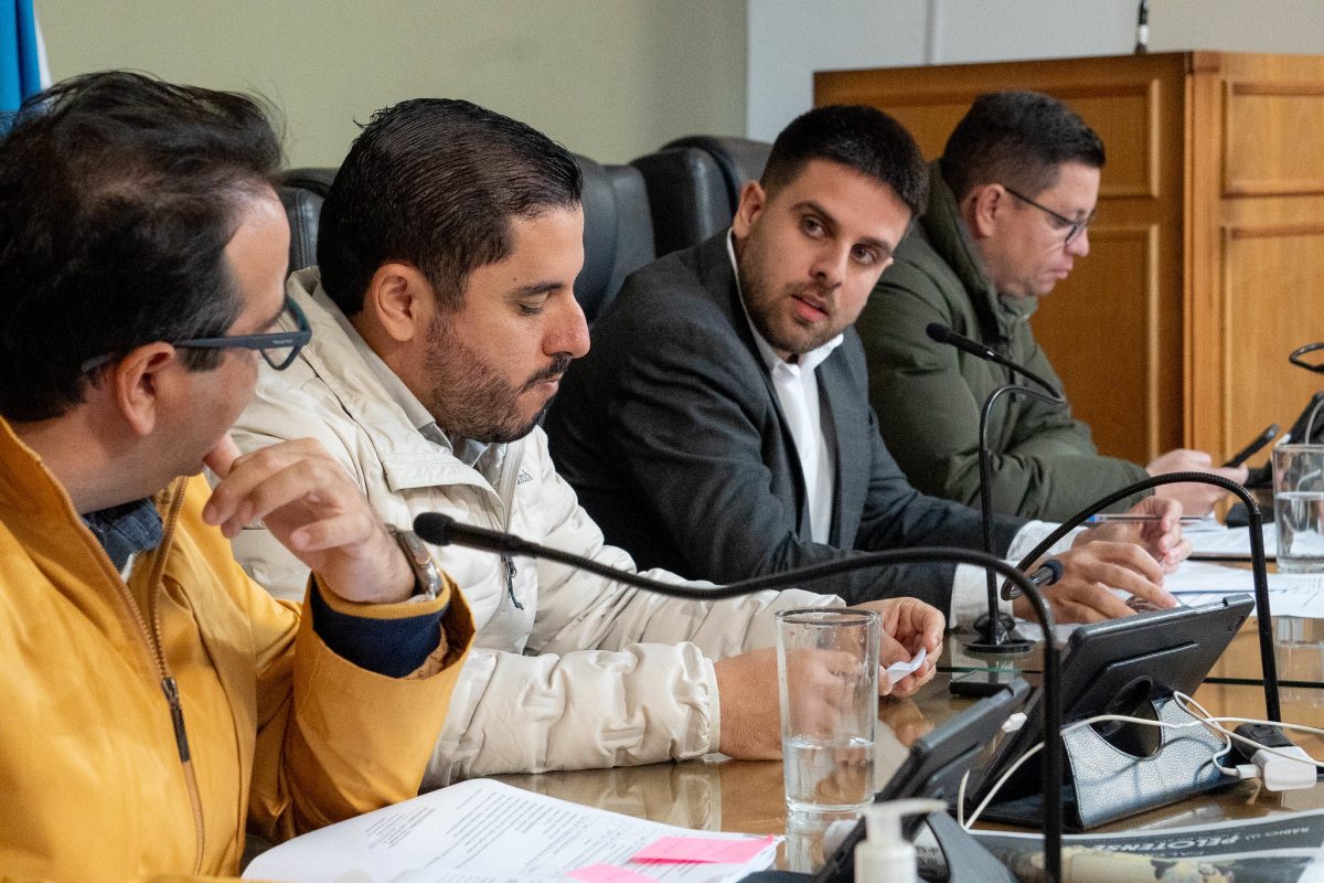 Depoimentos reforçam que contrato do Sanep teve pressa e descuido