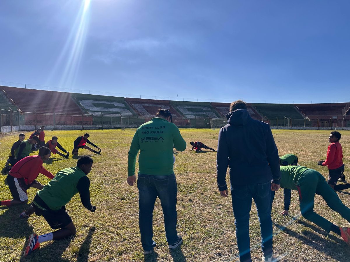 Torcida do São Paulo se une para arrecadar recursos ao clube