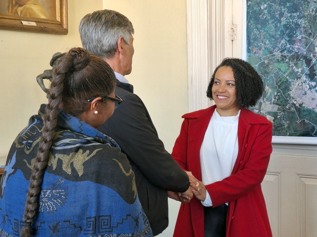 Marroni nomeia secretária de Administração