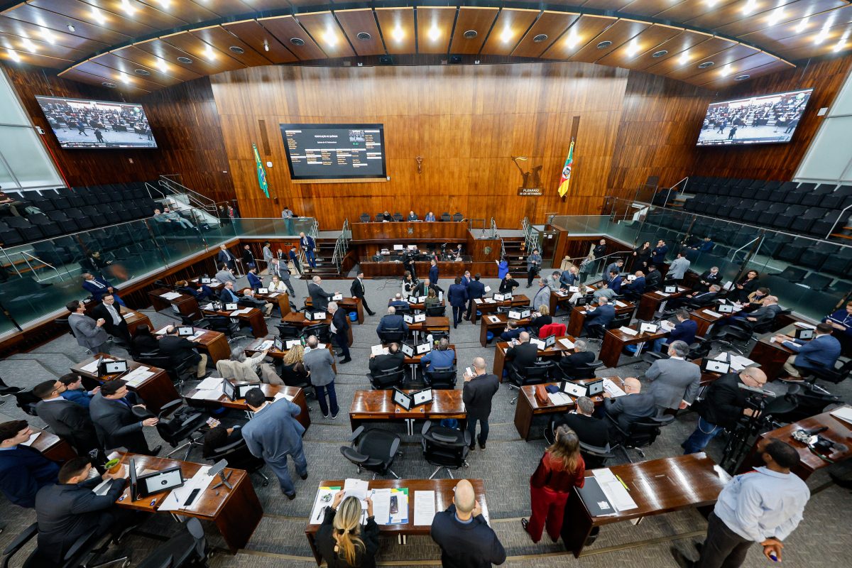 Assembleia aprova uso de recursos do Funrigs para aumentar capital da Portos RS