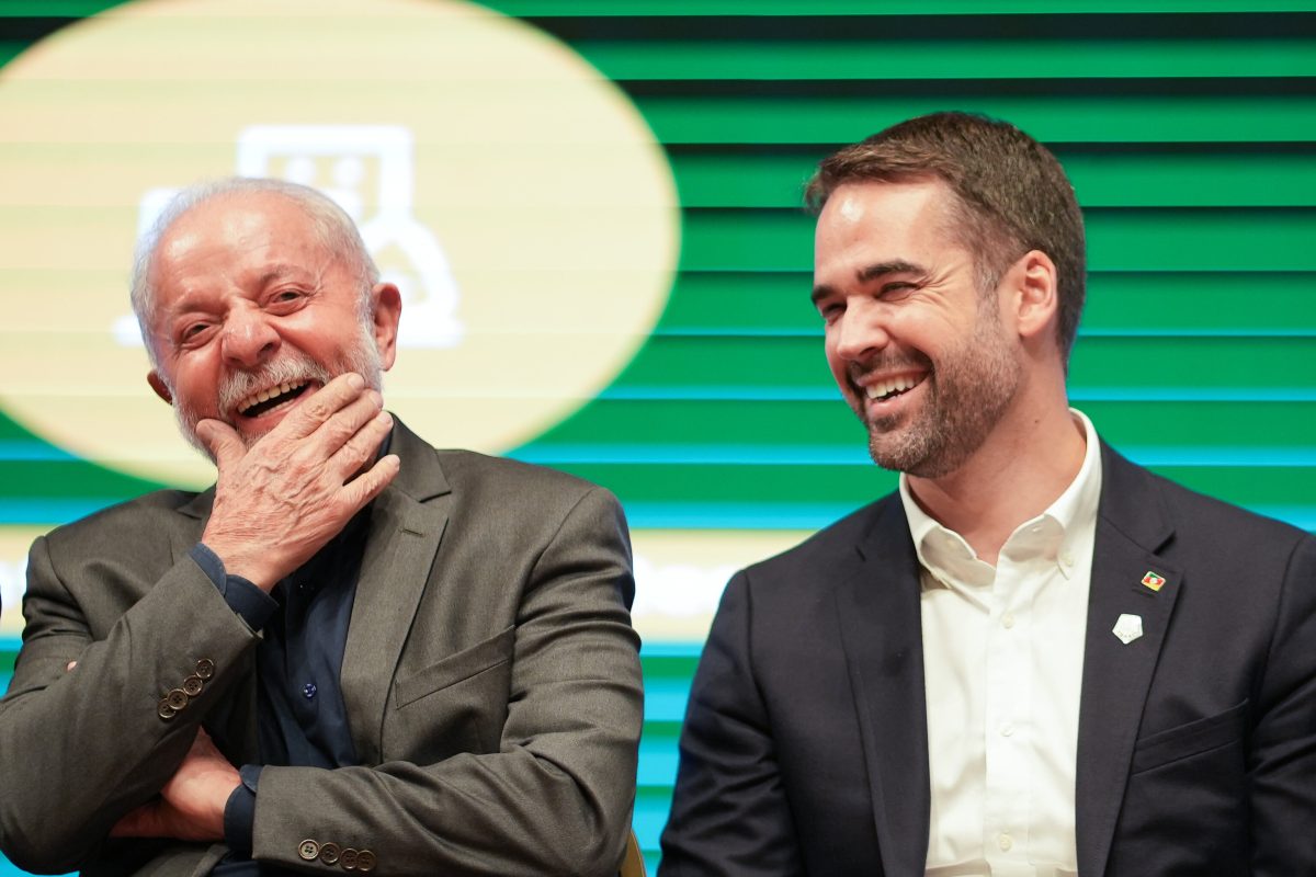 Eduardo Leite venceria Lula no RS em simulação para 2026