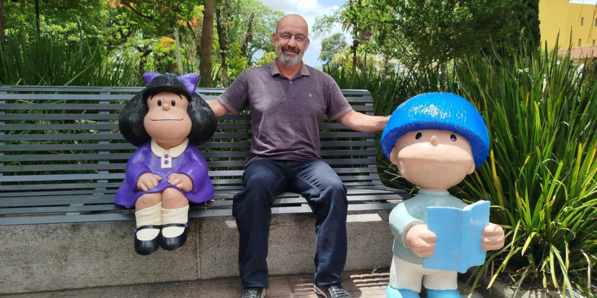 “A minha relação com os quadrinhos é quase de sobrevivência”