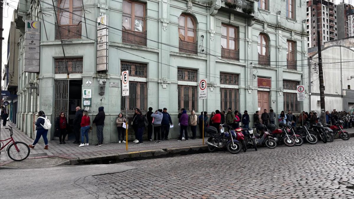 Stok Center abre mais de 150 vagas de emprego