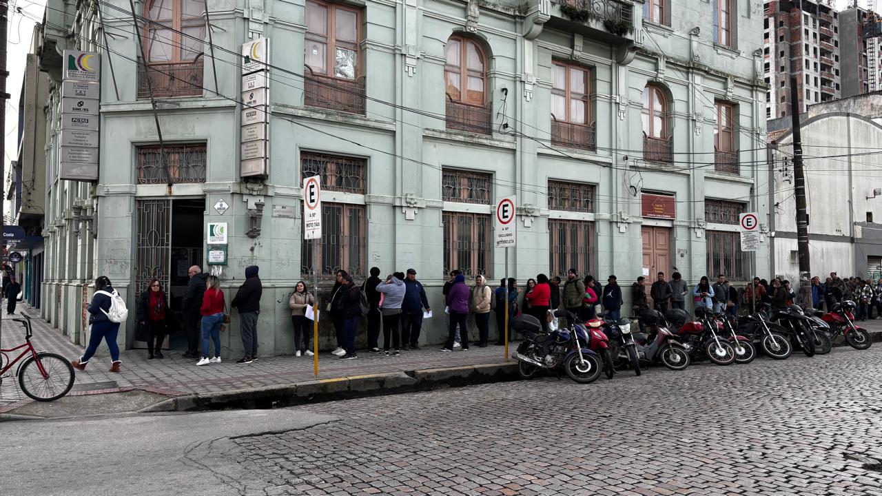 Stok Center abre mais de 150 vagas de emprego