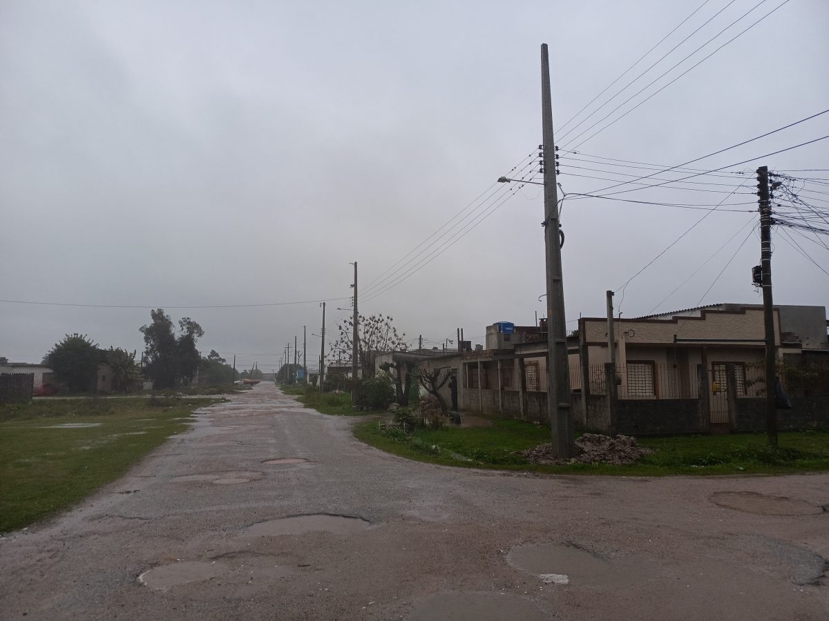 Sexta-feira começa chuvosa e com alerta para temporais na Zona Sul