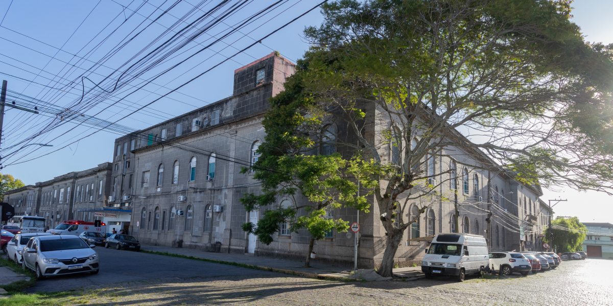 Justiça determina que prédio principal da Santa Casa de RG seja leiloado
