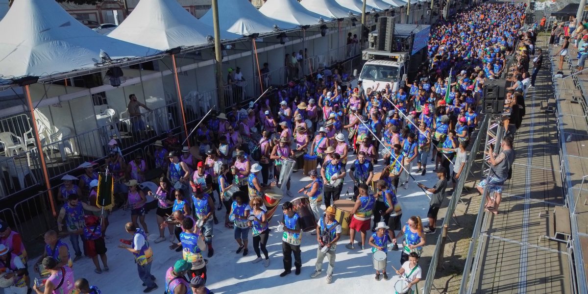 Carnaval de Pelotas volta à data oficial