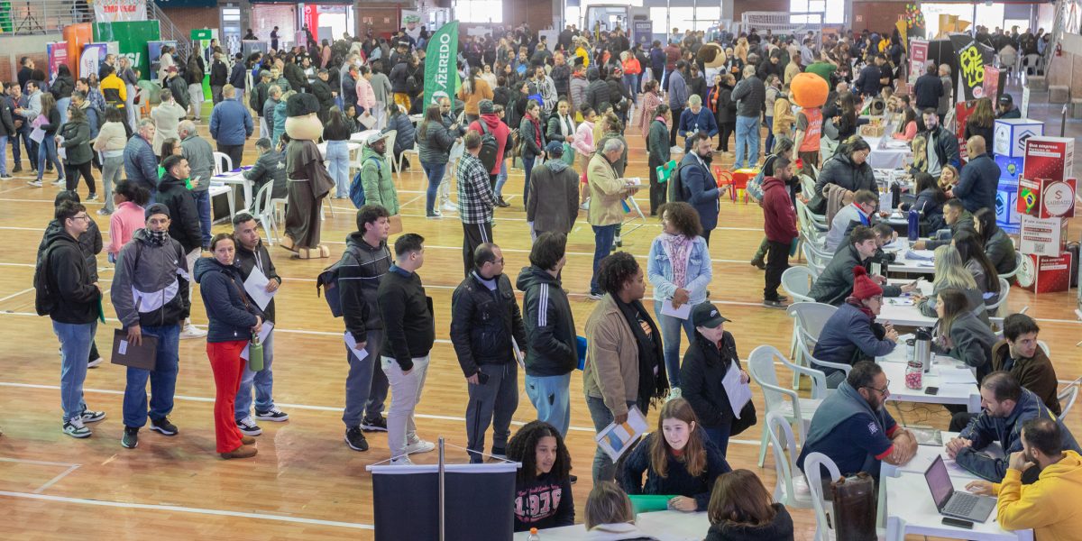 Emprega Pelotas oferece preparo para o mercado de trabalho em edição especial
