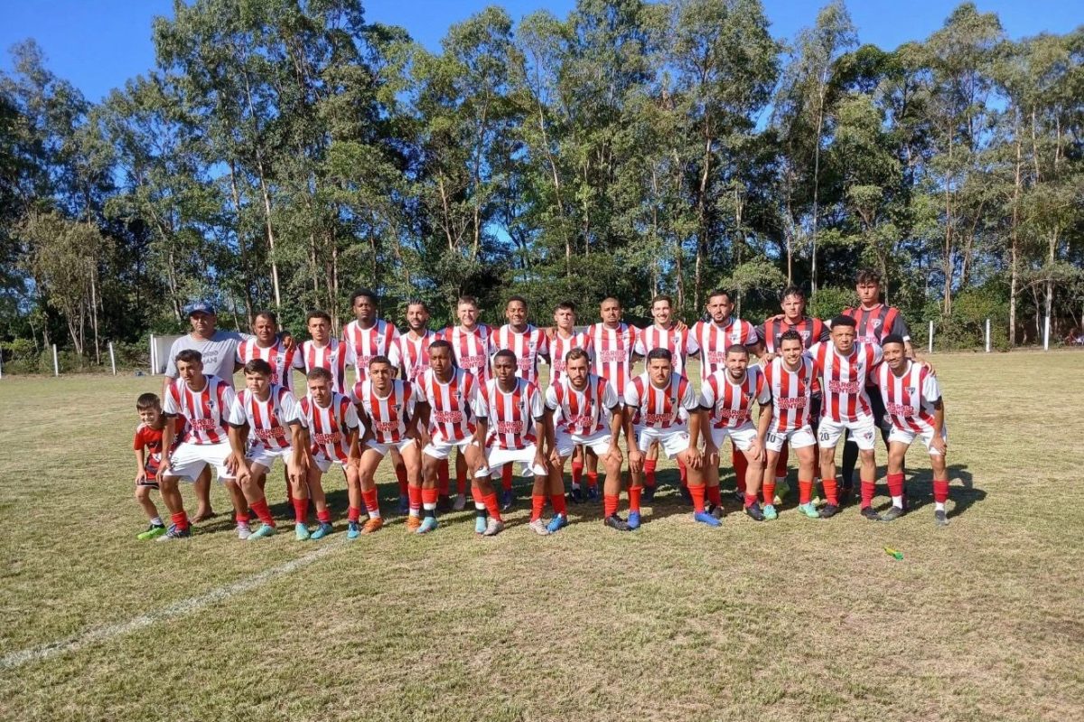 Sanga Funda mira segundo título consecutivo nos Titulares