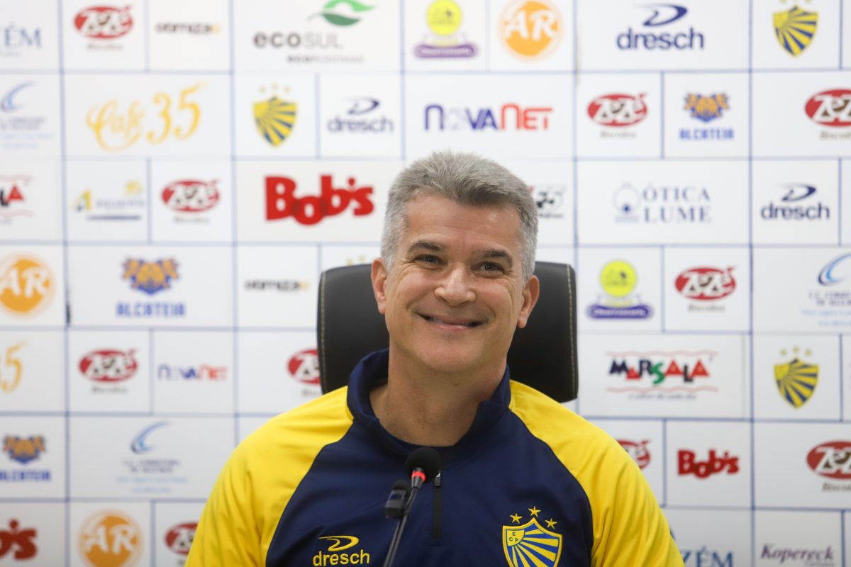 Telles projeta Copinha com nível mais alto e já mira 2026 do Pelotas