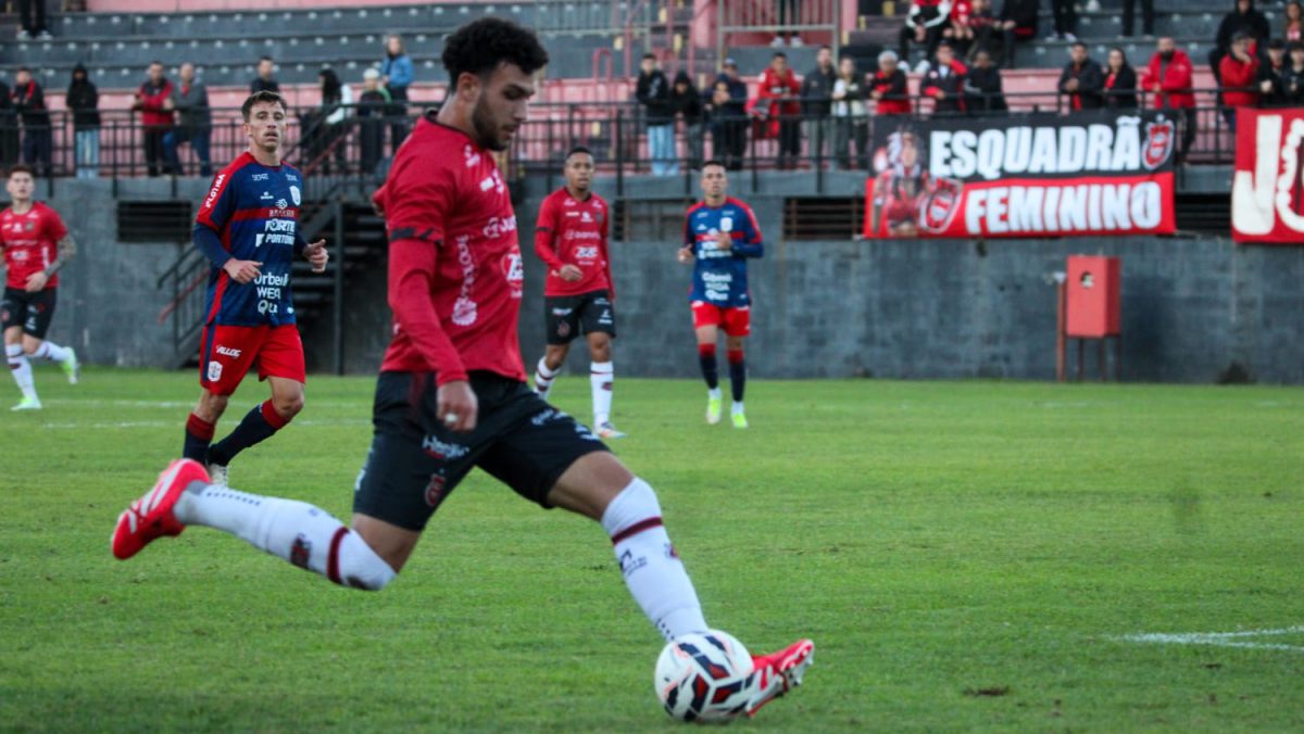 Yuri tem permanência oficializada pelo Brasil