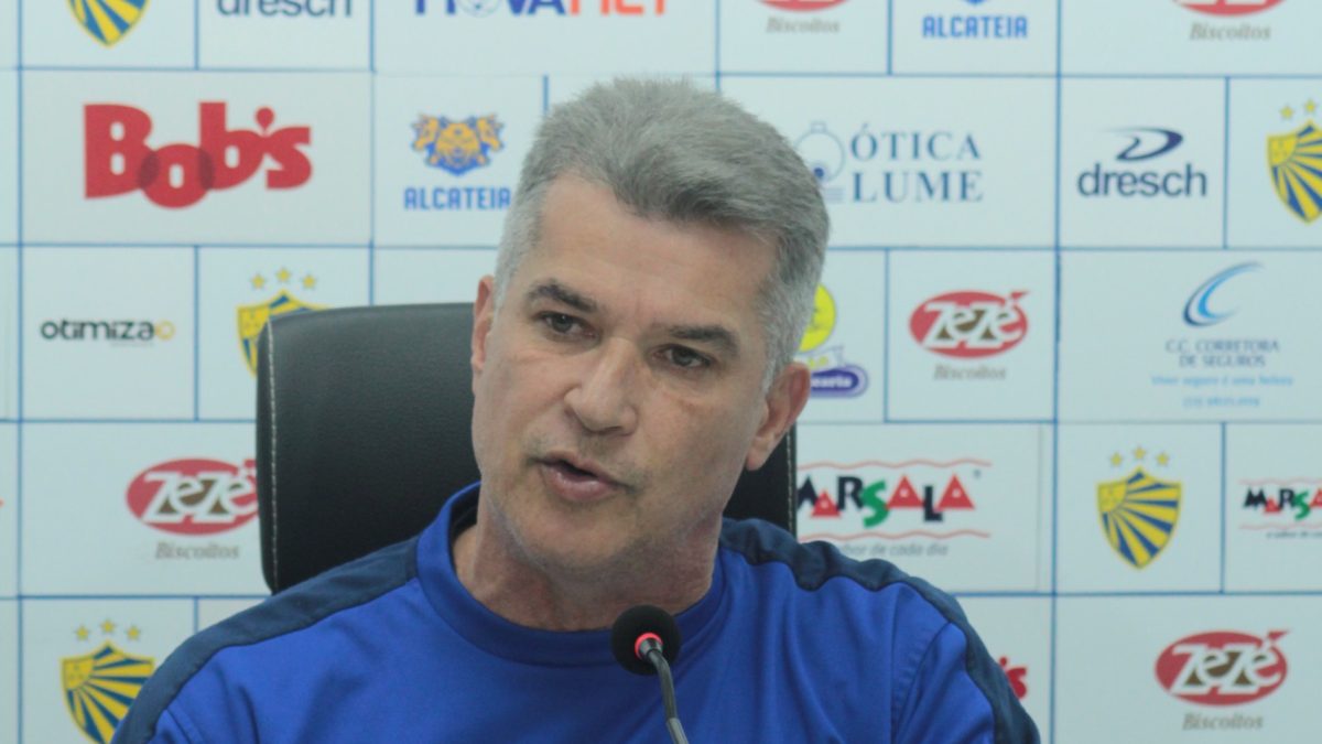 Telles cita dificuldade de projetar escalação do próximo adversário do Pelotas