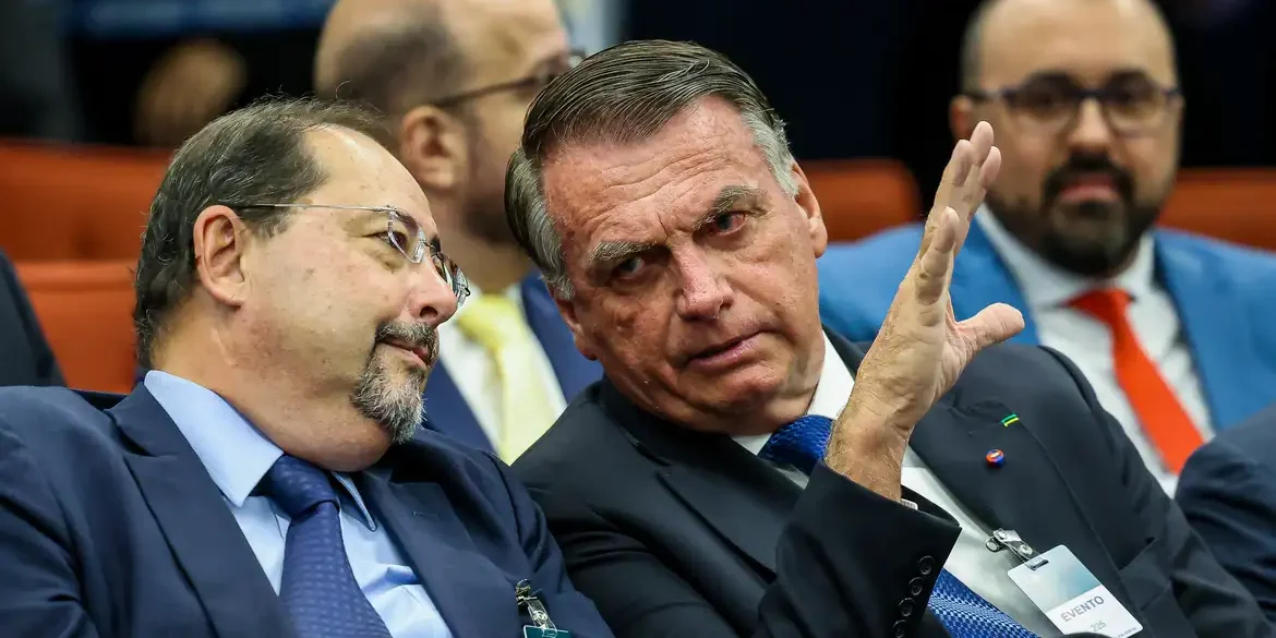 Julgamento de Bolsonaro e outros sete réus por tentativa de golpe começa nesta terça-feira