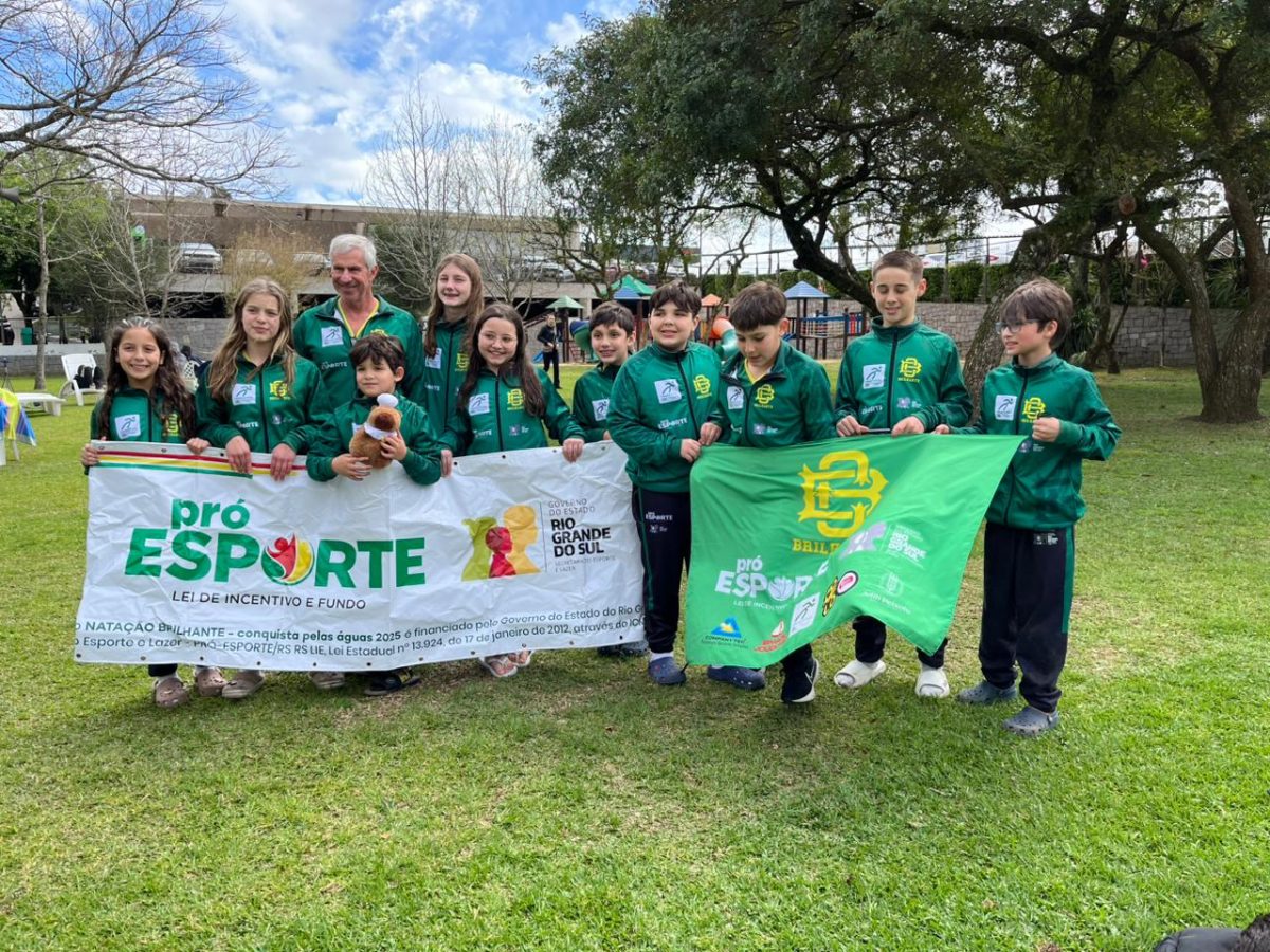 Natação do Brilhante participa de etapa de torneio estadual