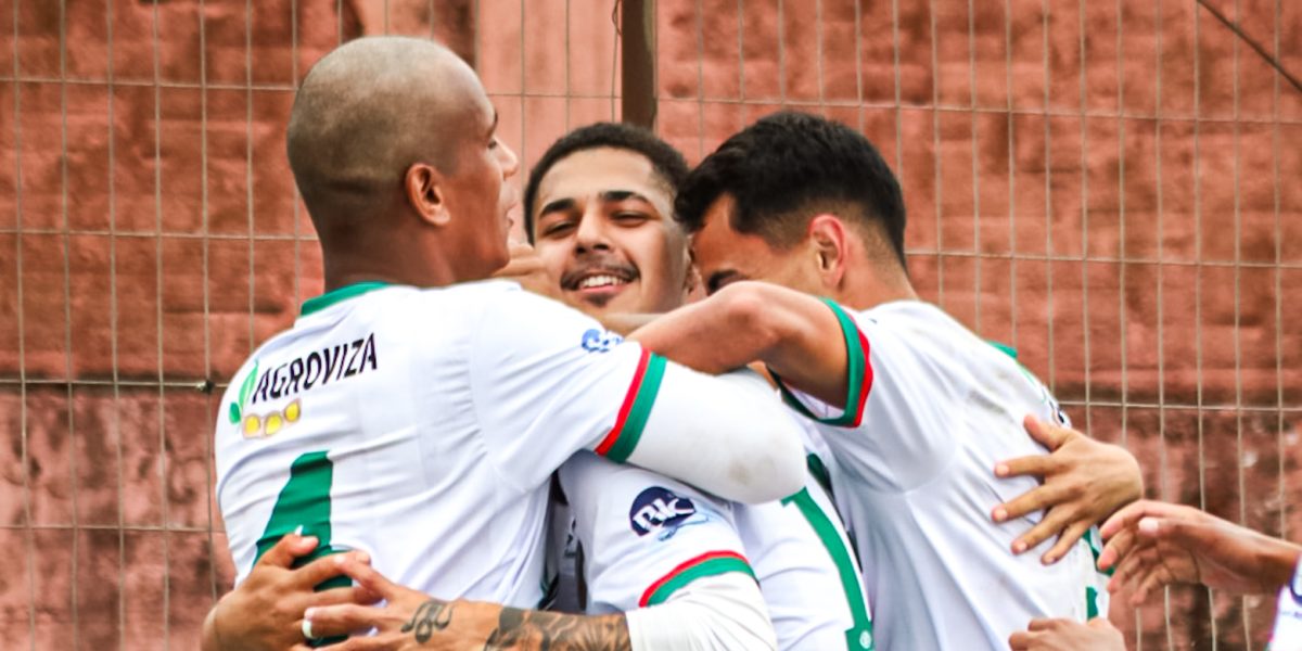 São Paulo estreia com vitória por 3 a 1 sobre o São Gabriel